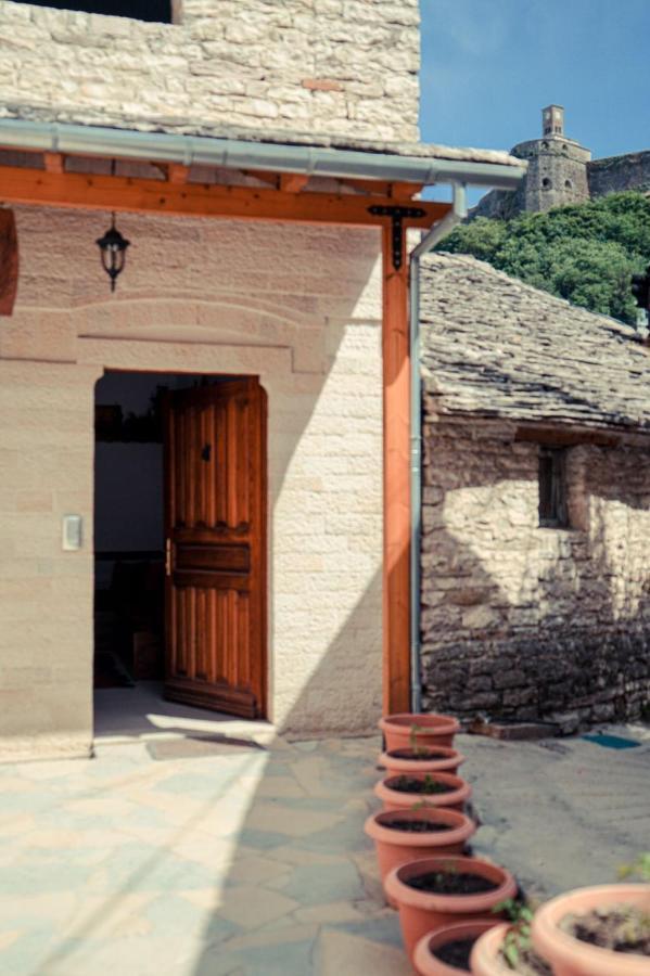 Cico Hostel &Private Room Gjirokastër Eksteriør bilde