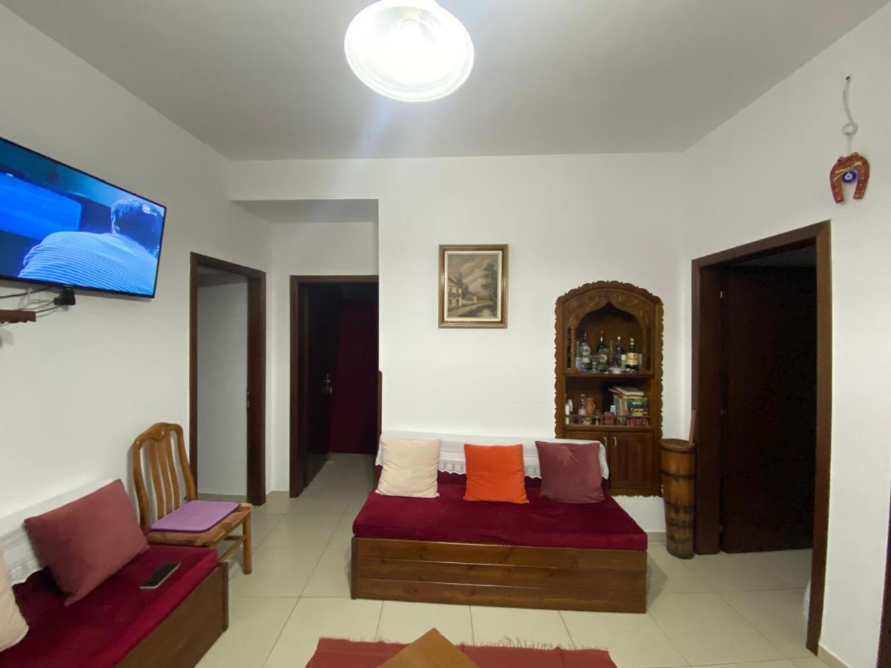 Cico Hostel &Private Room Gjirokastër Eksteriør bilde
