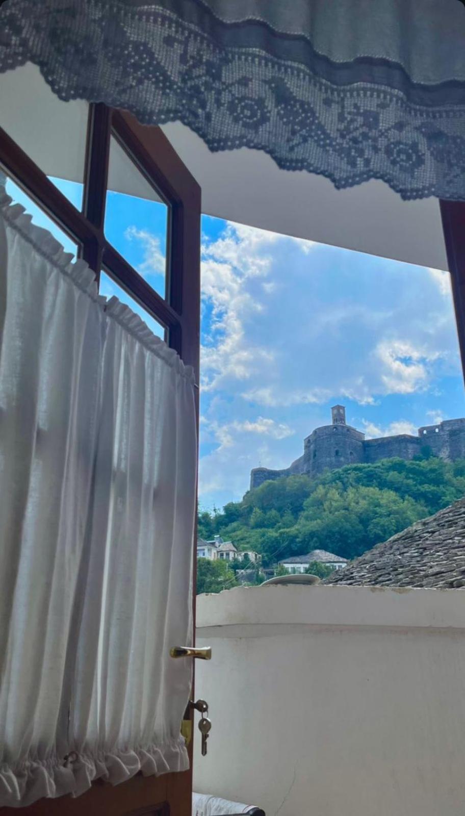 Cico Hostel &Private Room Gjirokastër Eksteriør bilde